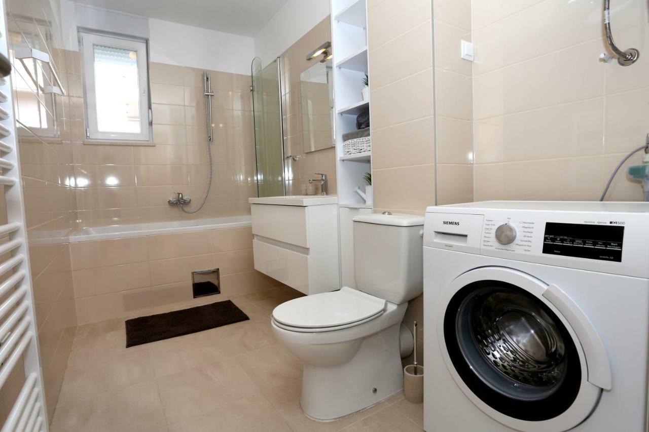 As'S Apartment Split Luaran gambar