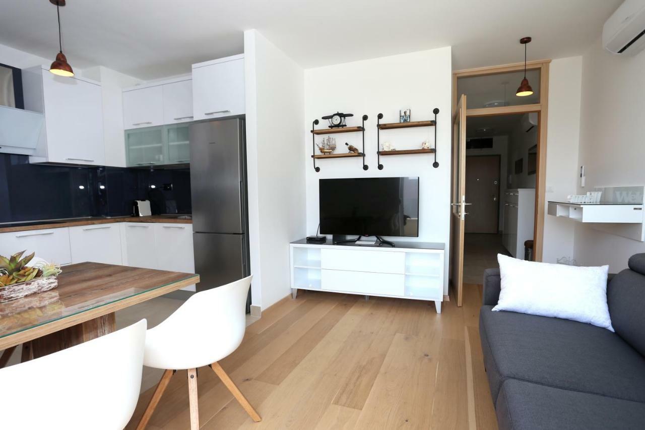 As'S Apartment Split Luaran gambar