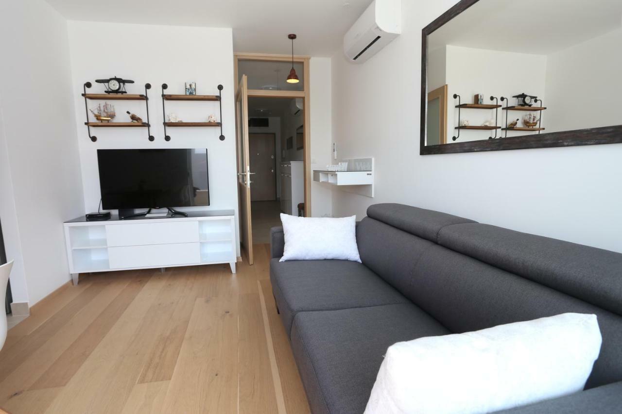 As'S Apartment Split Luaran gambar